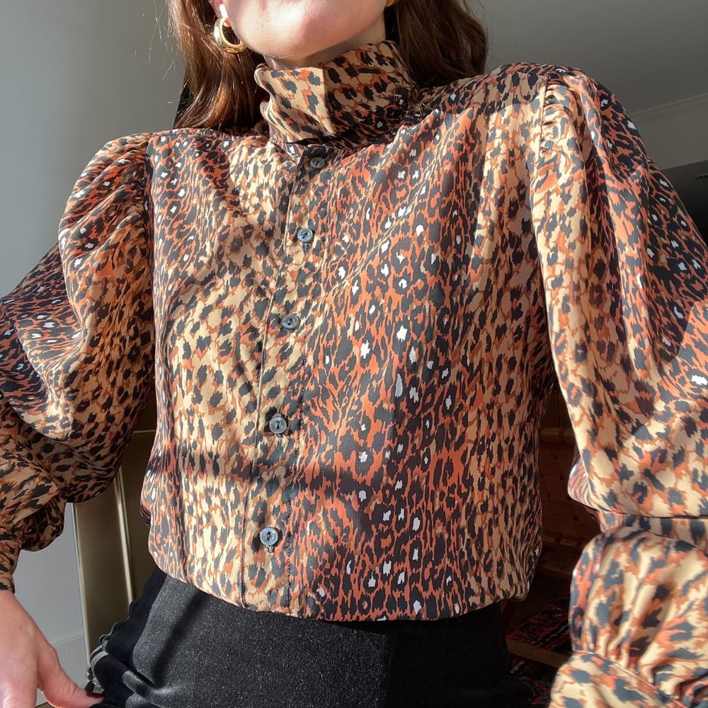 Vintage 80s Puff Sleeve Leopard Print Blouse